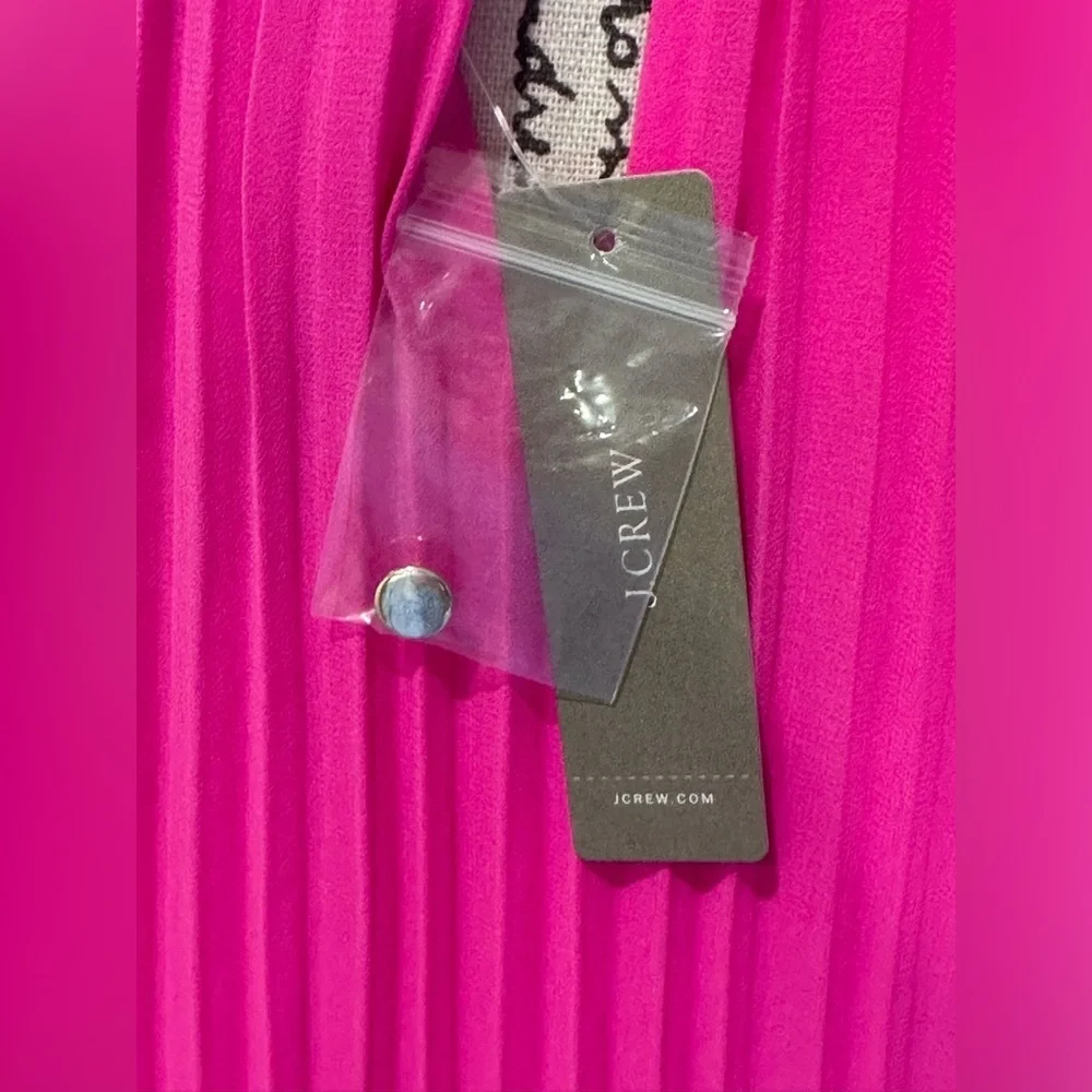 🌷🌷 Women’s Pink Sleeveless Pleated Georgette Blouse - NWT - Size XS🌷🌷